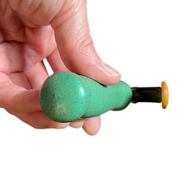 Antique Small 5" Barrel Curling Iron with Green Wooden Handle - Picture 8 of 10